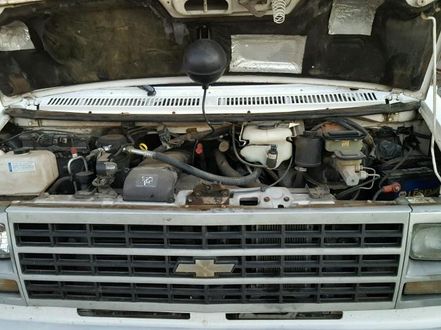 1GCEG25K5SF226896 - 1995 CHEVROLET G20 WHITE photo 7