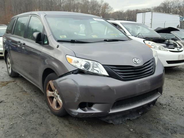 5TDZK3DC9BS106227 - 2011 TOYOTA SIENNA BAS GRAY photo 1