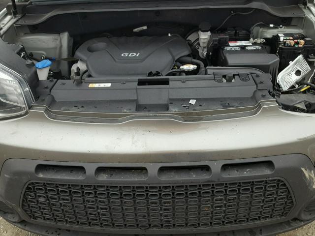 KNDJN2A25E7019224 - 2014 KIA SOUL GRAY photo 7