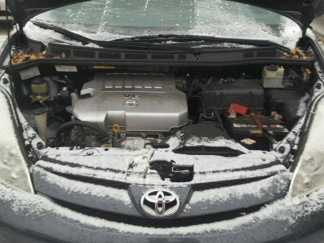 5TDZK23C19S243930 - 2009 TOYOTA SIENNA CE SILVER photo 7