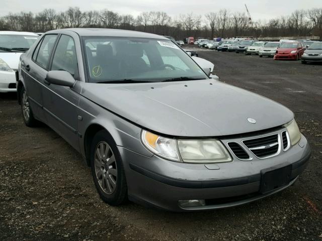 YS3EB49E523045046 - 2002 SAAB 9-5 LINEAR SILVER photo 1