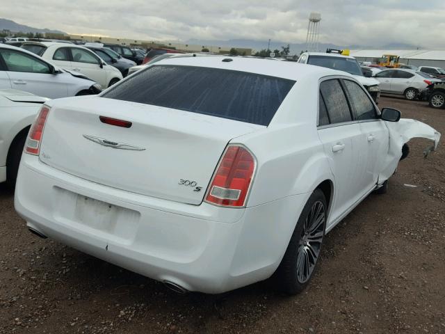 2C3CCABG5DH532919 - 2013 CHRYSLER 300 V6 WHITE photo 4