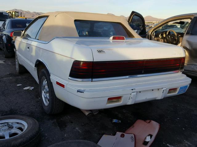 1C3XJ45J0KG128757 - 1989 CHRYSLER LEBARON WHITE photo 3