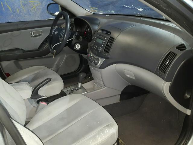 KMHDU46D99U799740 - 2009 HYUNDAI ELANTRA GL GRAY photo 5