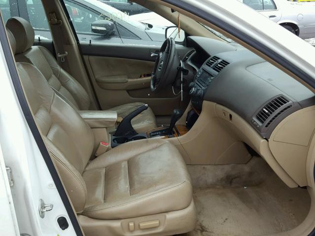 1HGCM66514A007497 - 2004 HONDA ACCORD EX WHITE photo 5