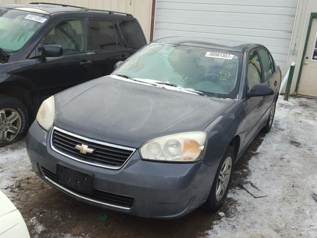 1G1ZS58F28F135036 - 2008 CHEVROLET MALIBU LS GRAY photo 2