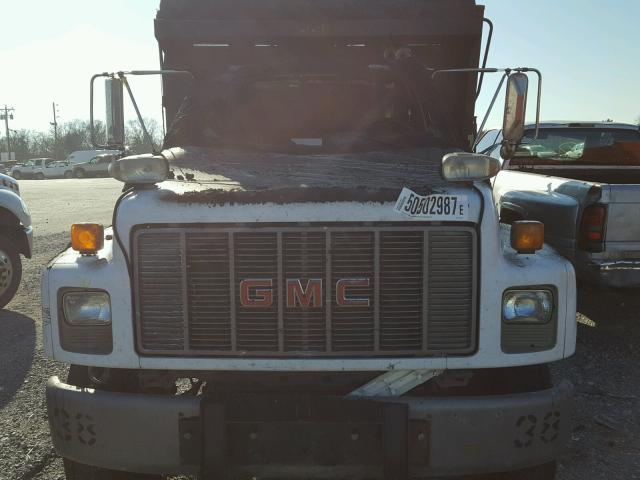 1GDM7H1C2WJ515214 - 1998 GMC C-SERIES C WHITE photo 7