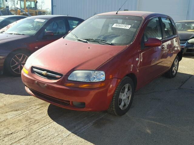 KL1TD66636B600452 - 2006 CHEVROLET AVEO BASE RED photo 2