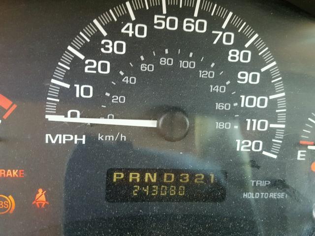 1G1NE52JXY6119024 - 2000 CHEVROLET MALIBU LS 银色 照片 8