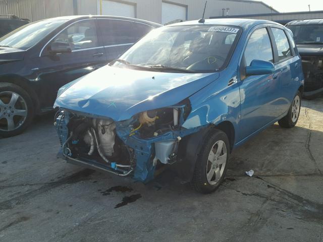 KL1TD66E89B314950 - 2009 CHEVROLET AVEO LS BLUE photo 2