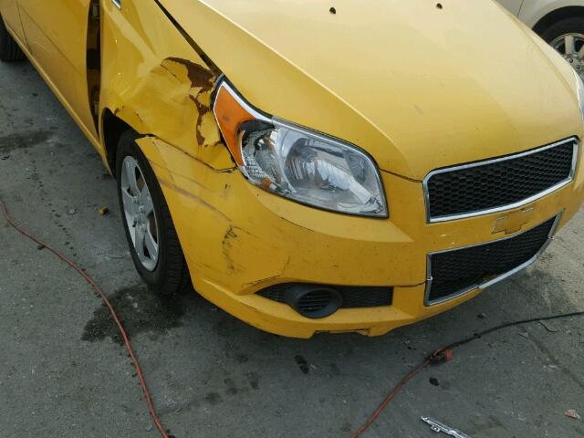KL1TD6DE3BB150516 - 2011 CHEVROLET AVEO LS YELLOW photo 9
