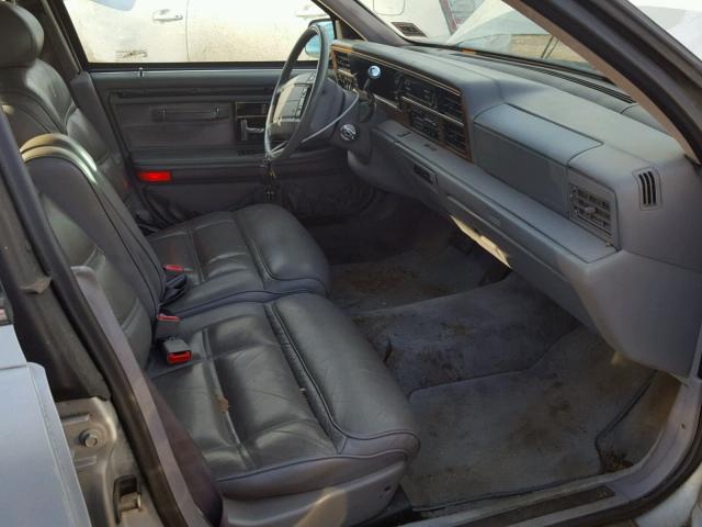 1LNLM9740PY619221 - 1993 LINCOLN CONTINENTA BLUE photo 5