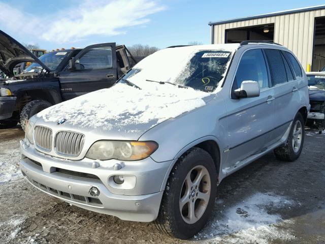5UXFB53595LV15575 - 2005 BMW X5 4.4I SILVER photo 2