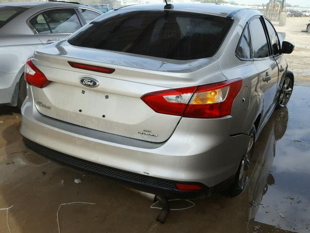 1FADP3F22DL372750 - 2013 FORD FOCUS SE SILVER photo 4