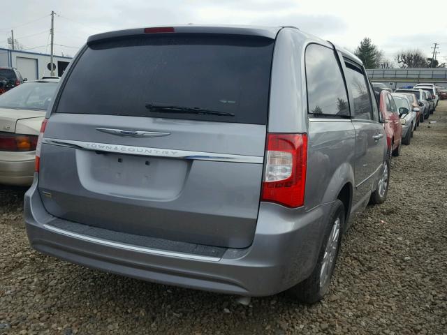 2C4RC1BG7GR298237 - 2016 CHRYSLER TOWN & COU SILVER photo 4