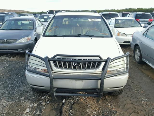 JTJHF10U910171533 - 2001 LEXUS RX 300 WHITE photo 9