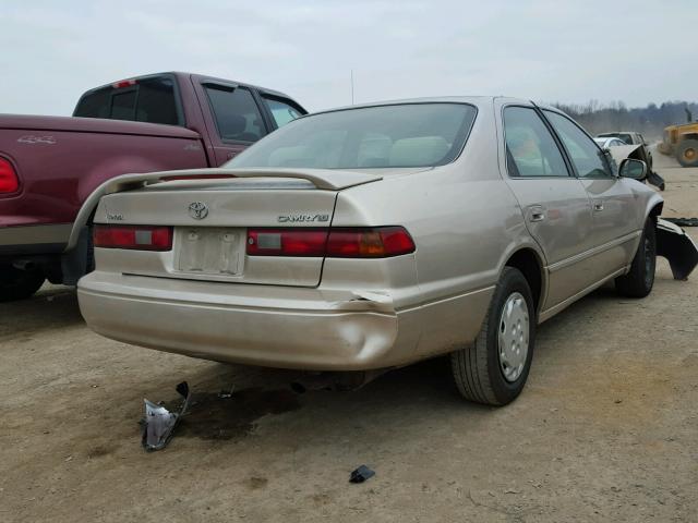 4T1BG22K3VU786421 - 1997 TOYOTA CAMRY CE GOLD photo 4