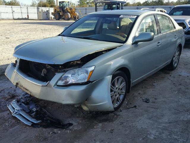 4T1BK36B96U084944 - 2006 TOYOTA AVALON XL GREEN photo 2