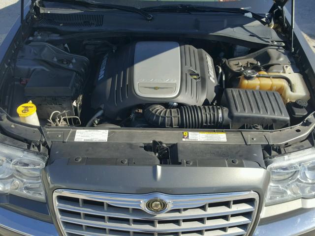 2C3KA63H18H135994 - 2008 CHRYSLER 300C GRAY photo 7