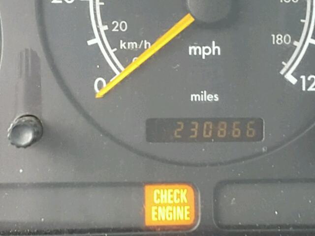 4JGAB72E5XA104516 - 1999 MERCEDES-BENZ ML 430 银色 照片 8