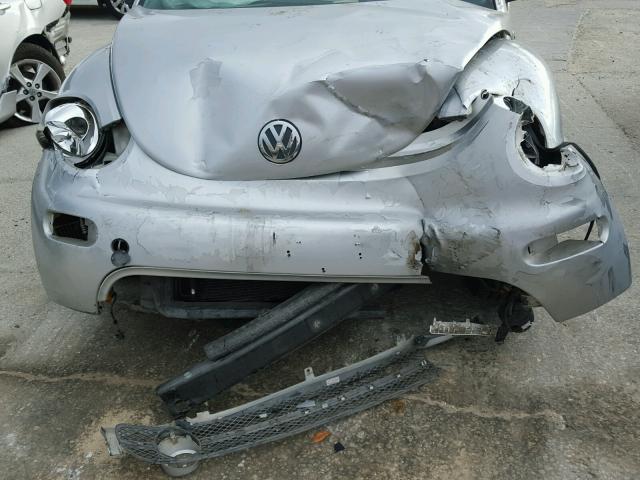 3VWDD21C0YM461781 - 2000 VOLKSWAGEN NEW BEETLE 银色 照片 9