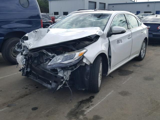 4T1BK1EB4DU010589 - 2013 TOYOTA AVALON BAS Blanc photo 2
