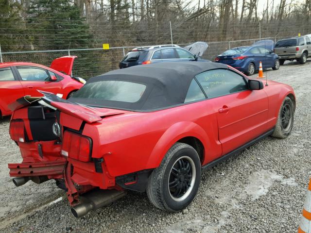 1ZVFT84N655206274 - 2005 FORD MUSTANG RED photo 4