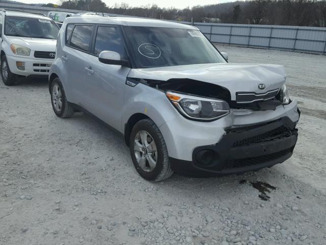 KNDJN2A24H7483450 - 2017 KIA SOUL SILVER photo 1