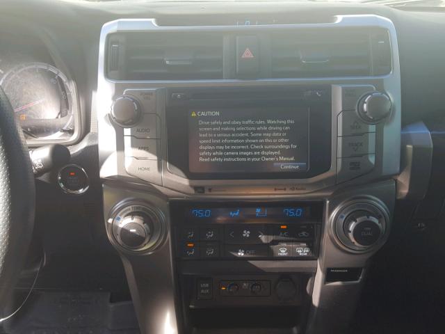 JTEBU5JR6H5460877 - 2017 TOYOTA 4RUNNER SR Biały zdjęcie 9