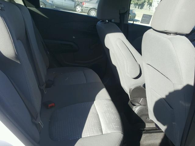 1G1JA6SG8G4175493 - 2016 CHEVROLET SONIC LS 白色 照片 6