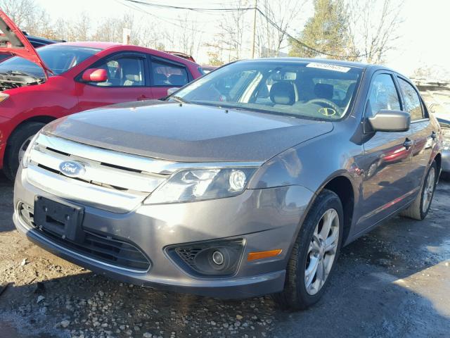 3FAHP0HA3CR264125 - 2012 FORD FUSION SE GRAY photo 2