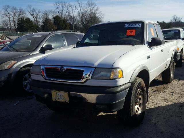 4F4ZR17X7XTM03804 - 1999 MAZDA B4000 CAB WHITE photo 2