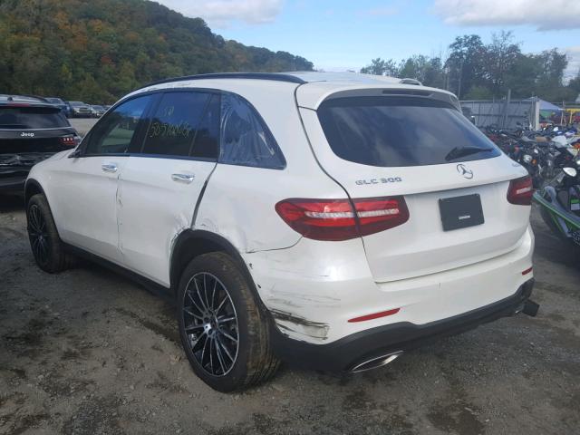 WDC0G4KB6HV008386 - 2017 MERCEDES-BENZ GLC 300 4M WHITE photo 3