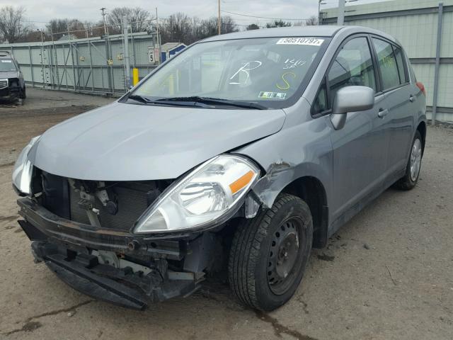 3N1BC1CP3BL490232 - 2011 NISSAN VERSA S GRAY photo 2