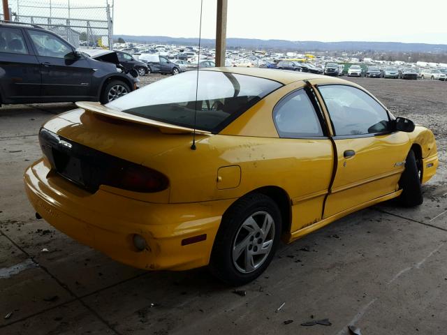 1G2JB124927475164 - 2002 PONTIAC SUNFIRE SE YELLOW photo 4