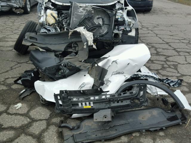 1FMCU0F72GUB26106 - 2016 FORD ESCAPE S WHITE photo 9