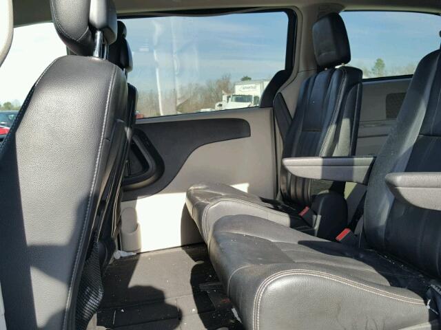 2C4RC1BG2DR663614 - 2013 CHRYSLER TOWN & COU BLACK photo 6