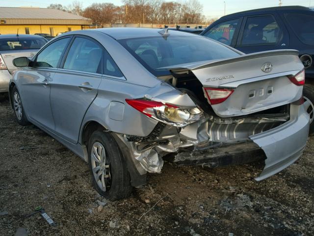 5NPEB4AC4DH515303 - 2013 HYUNDAI SONATA GLS SILVER photo 3