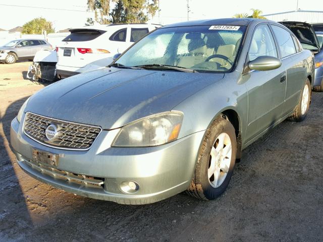 1N4AL11D75C266100 - 2005 NISSAN ALTIMA S GREEN photo 2