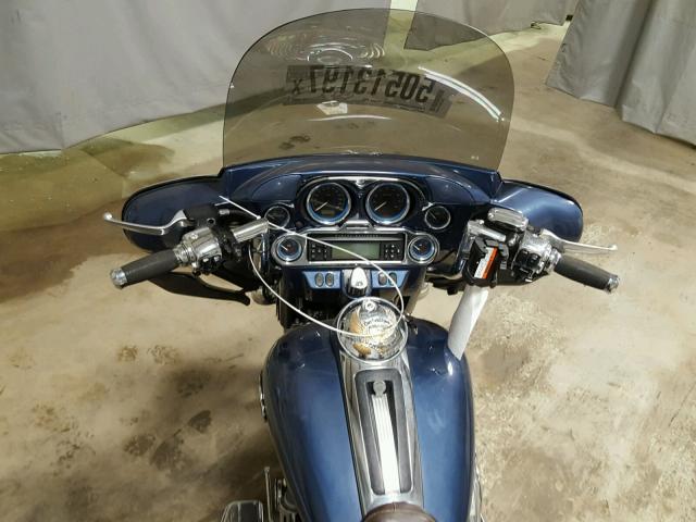 1HD1FC4139Y620622 - 2009 HARLEY-DAVIDSON FLHTCU BLUE photo 5