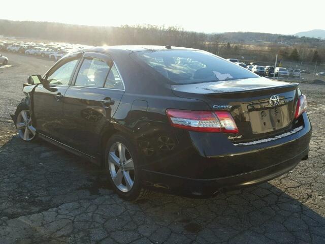 4T1BF3EK1BU720398 - 2011 TOYOTA CAMRY BASE BLACK photo 3