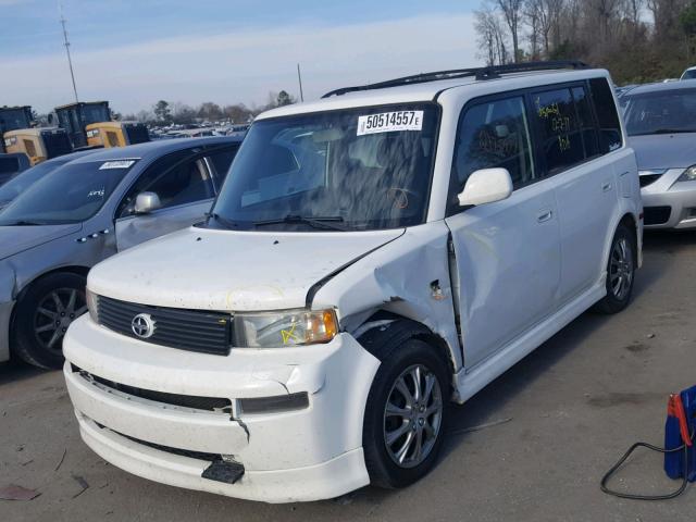 JTLKT324554001229 - 2005 TOYOTA SCION XB WHITE photo 2