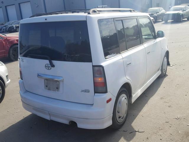 JTLKT324554001229 - 2005 TOYOTA SCION XB WHITE photo 4