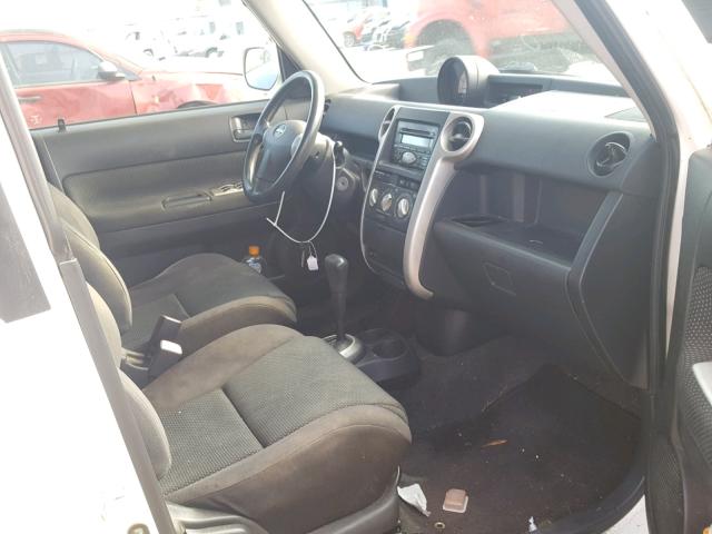 JTLKT324554001229 - 2005 TOYOTA SCION XB 白色 照片 5