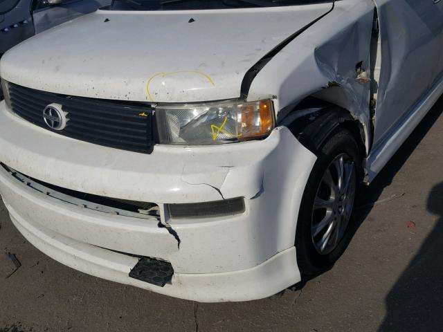 JTLKT324554001229 - 2005 TOYOTA SCION XB 白色 照片 9