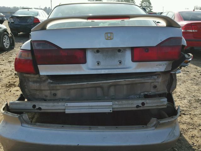 1HGCG5653WA147314 - 1998 HONDA ACCORD EX TAN photo 9