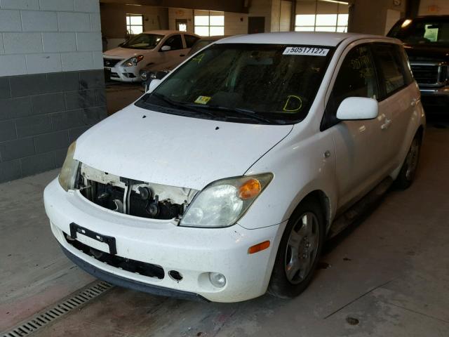 JTKKT624550089678 - 2005 TOYOTA SCION XA WHITE photo 2