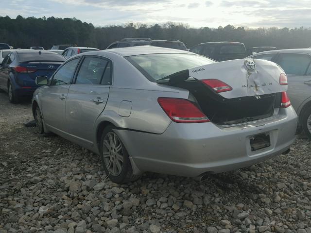 4T1BK36B56U094676 - 2006 TOYOTA AVALON XL SILVER photo 3