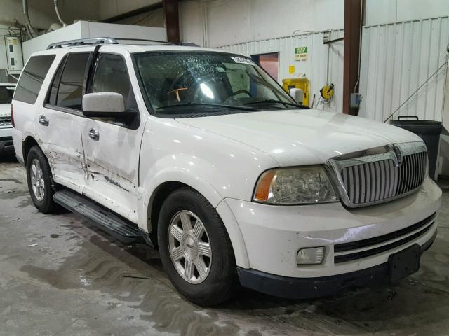 5LMFU28525LJ20729 - 2005 LINCOLN NAVIGATOR WHITE photo 1