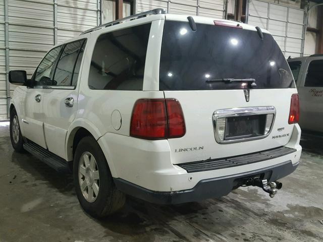 5LMFU28525LJ20729 - 2005 LINCOLN NAVIGATOR WHITE photo 3